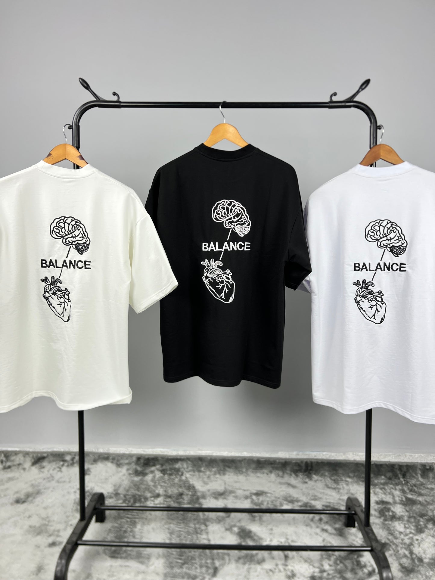 balance T-shirt (Oversized)